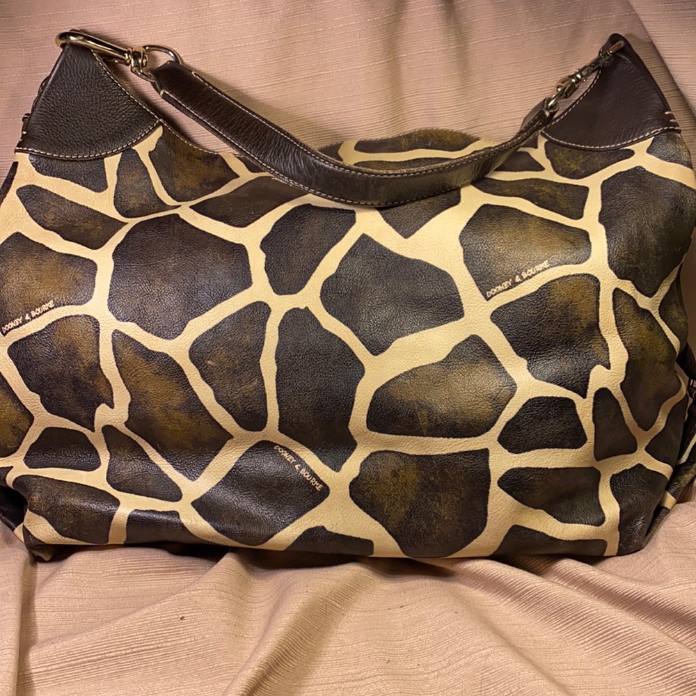 Dooney & Bourke giraffe pattern super large bag